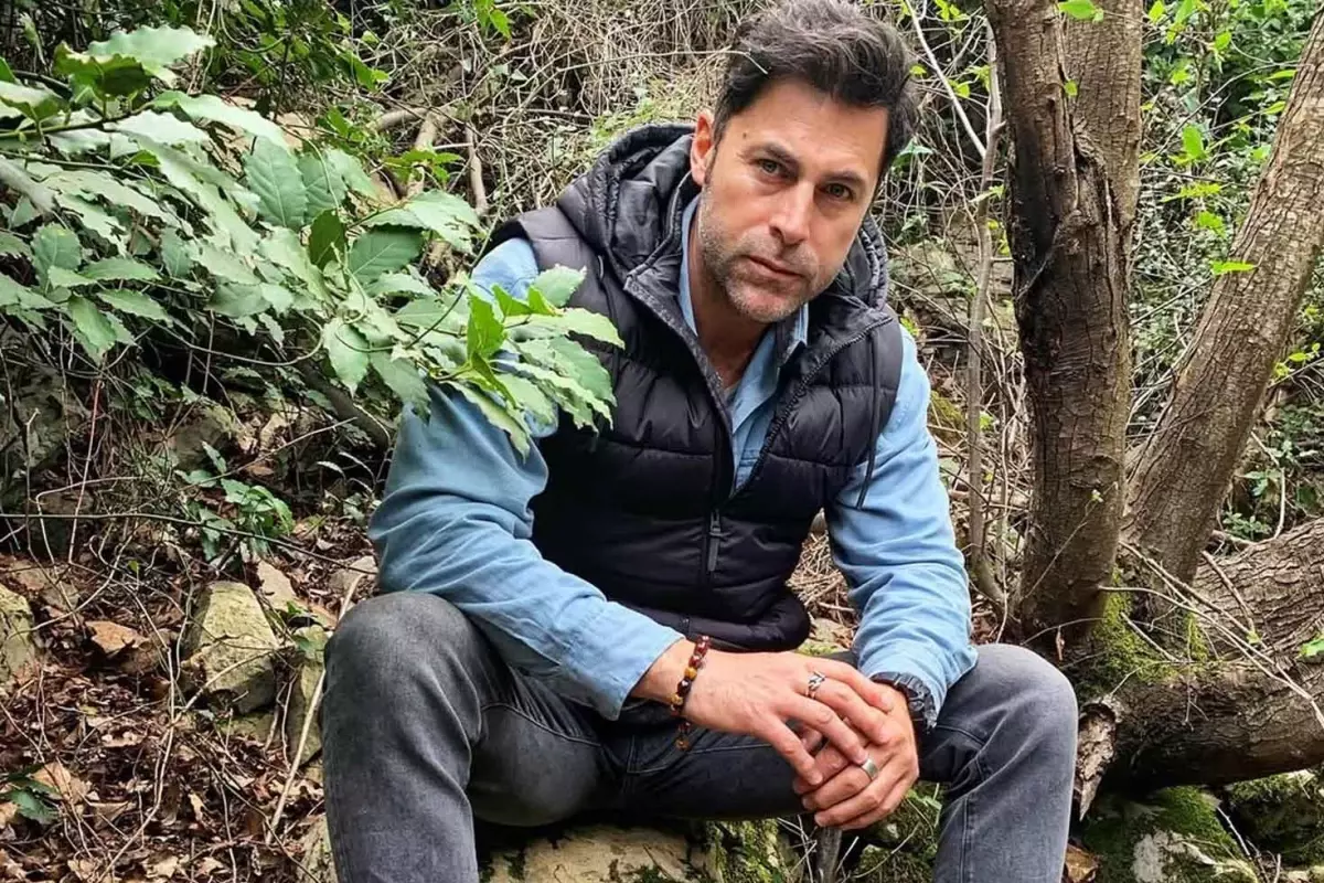 Ünlü Oyuncu Kıvanç Kasabalı’nın Babası Niyazi Kasabalı Hayatını Kaybetti