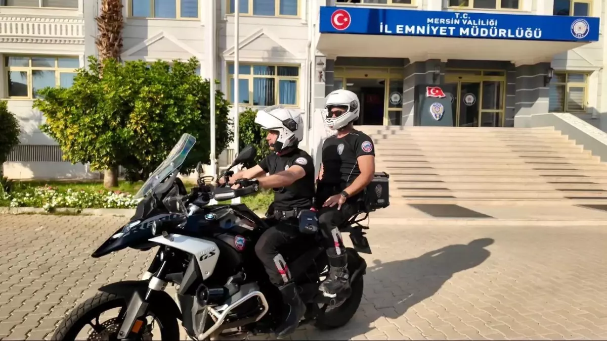 Mersin’de Motosikletli Polis Denetimi: 40 Bin Kişi Kontrol Edildi