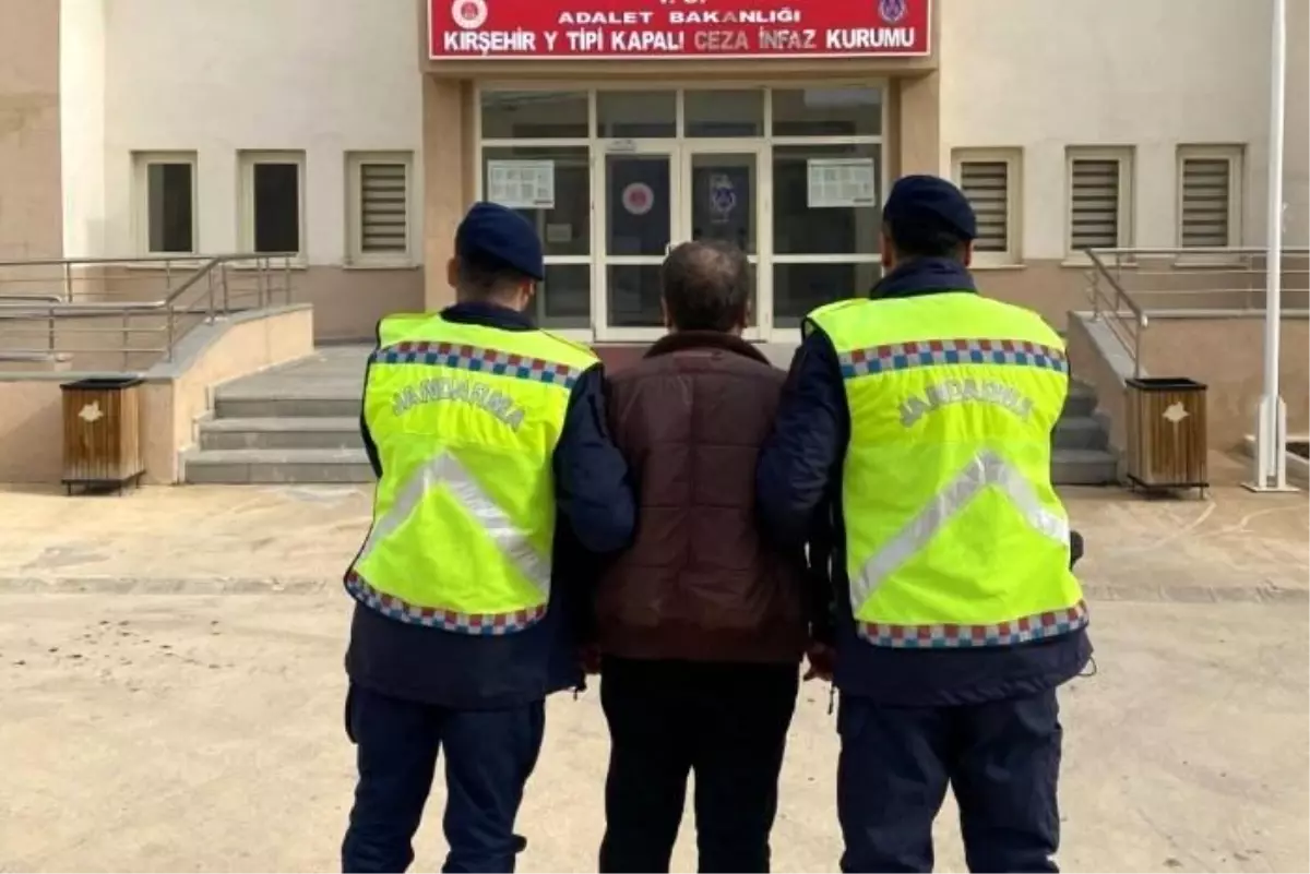 Kırşehir’de Dolandırıcı Şahıs Jandarma Operasyonunda Yakalandı