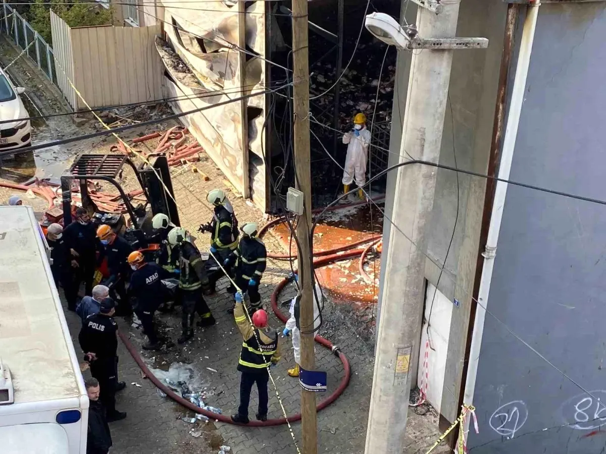 Dilovası’nda Parfüm Dolum Tesisinde Çıkan Şiddetli Yangın 6 Kişiyi Öldürdü