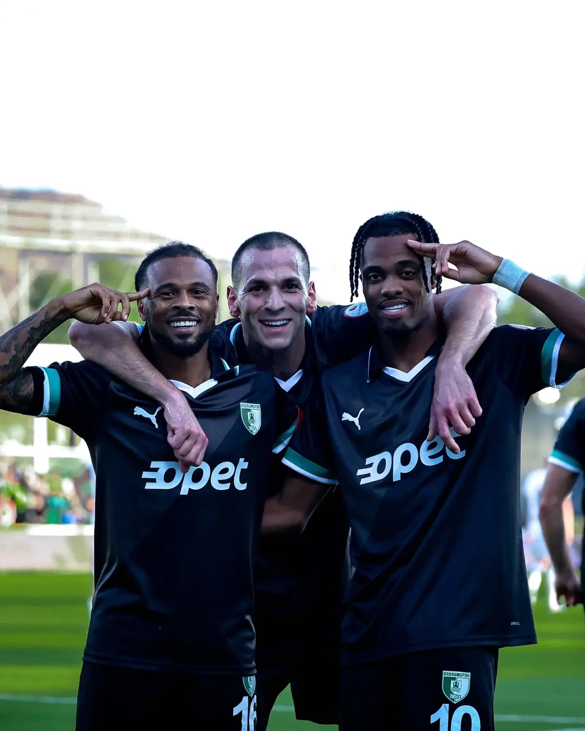 Bodrum FK, İstanbulspor’u 5-0 Yenerek Liderlik İçin Umutlandırdı