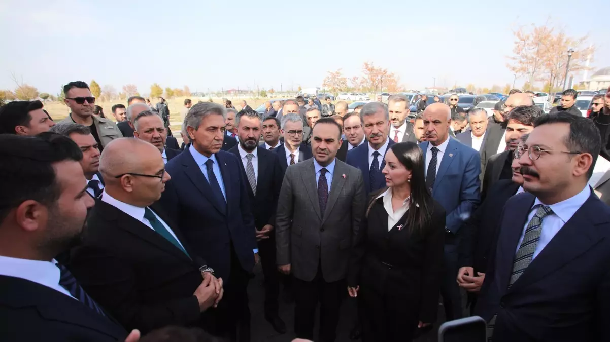 Bakan Kacır’dan Ağrı’da 12 Proje Açılışı: 575 Milyon Liralık Yatırımla 81 İl’e Yeni Ekonomik İvme