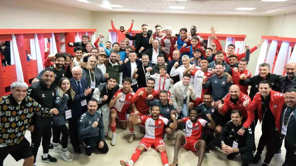 Sivasspor Manisa FK’yı 3-2 Mağlup Ederek Trendyol 1. Lig’de Büyük Zafer Kazandı