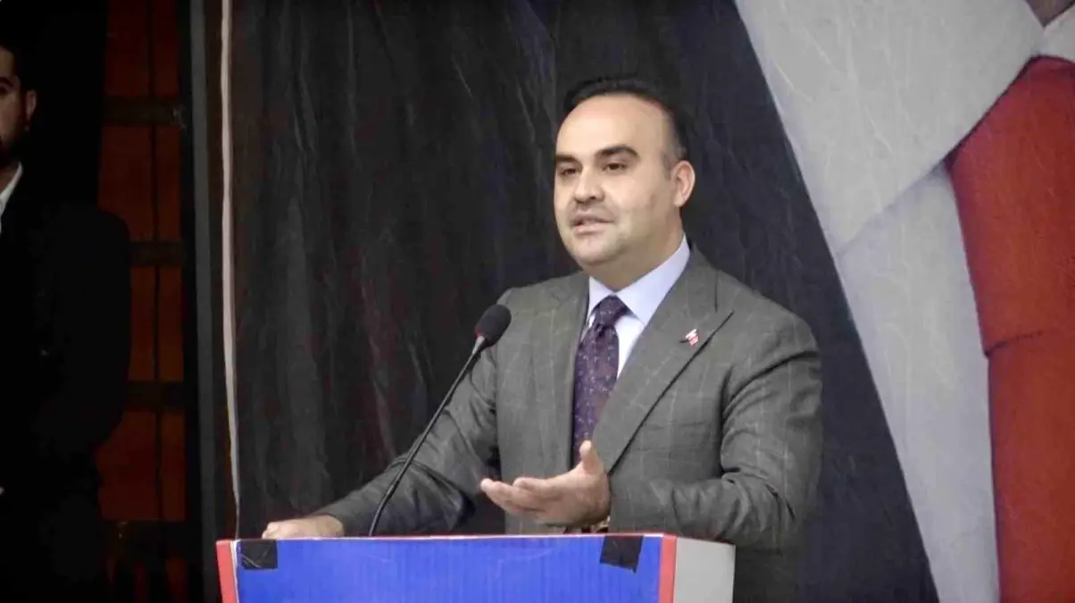 Bakan Kacır: Türkiye Teknoloji ve Sanayiyle Kalkınıyor