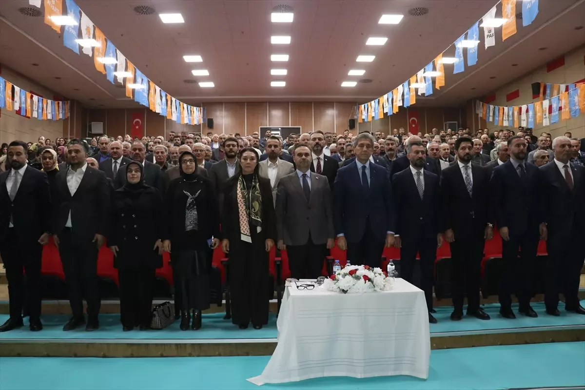 Sanayi ve Teknoloji Bakanı Kacır’dan Ağrı’da Büyük Açıklama: “Gökyüzüne İmza Attık”