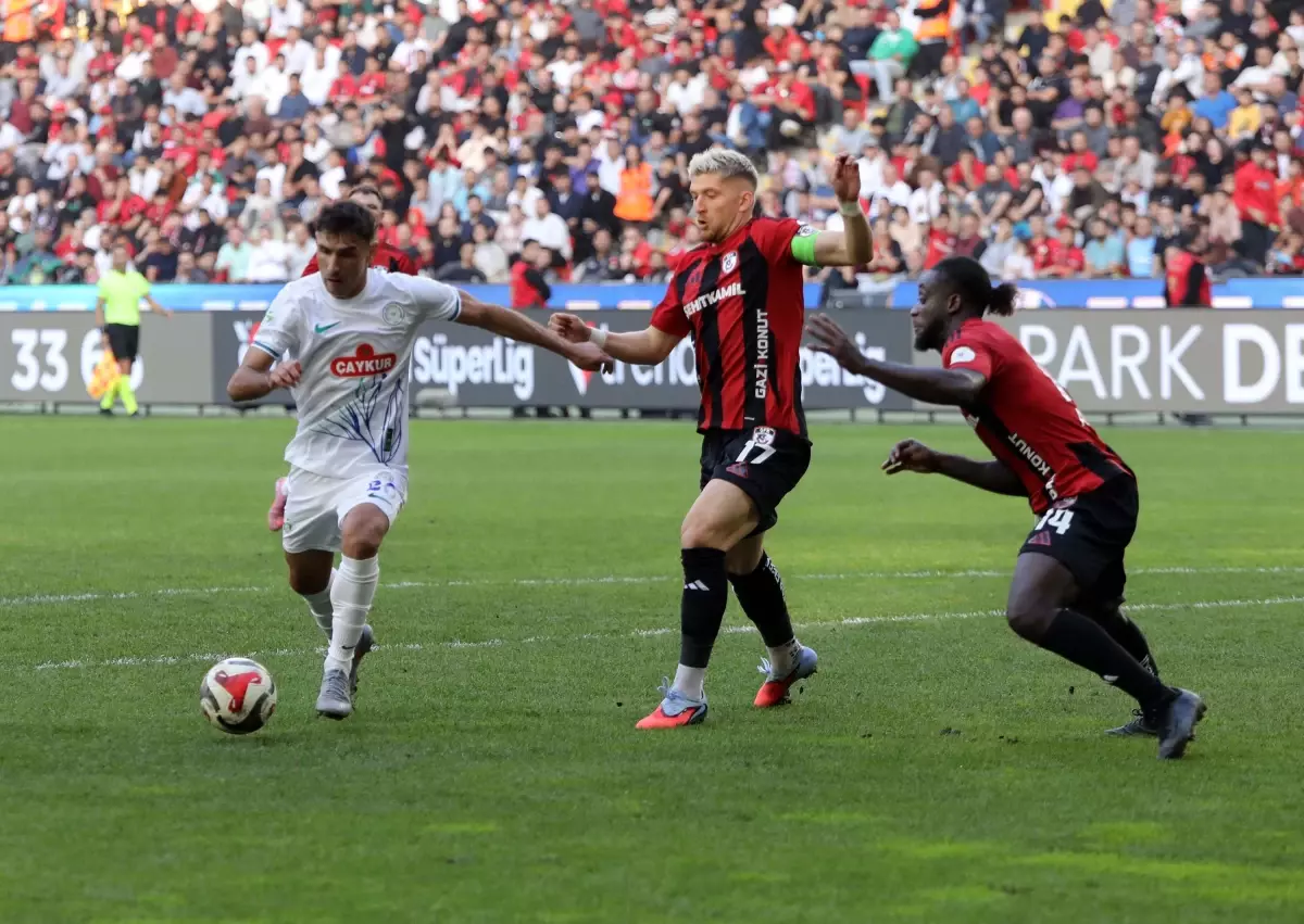 Gaziantep FK – Çaykur Rizespor Maç Özeti: 2-2’lik Gollü Eşitlik