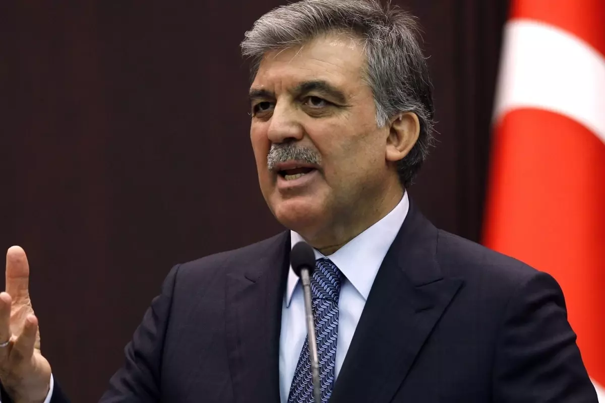 Abdullah Gül’den Tunus’ta Tutuklu Siyasetçi Raşid Gannuşi’ye İngilizce Destek Mesajı