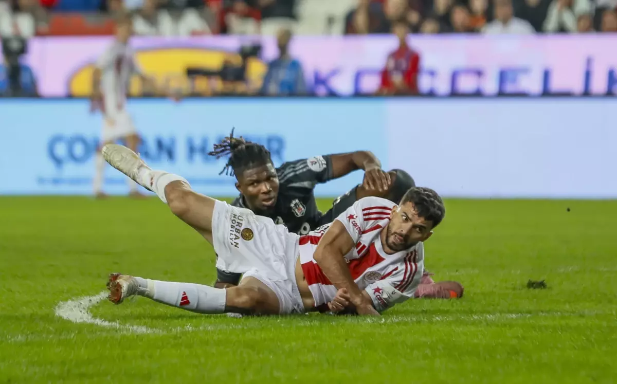 Antalyaspor Beşiktaş’a 3-1 Yenildi