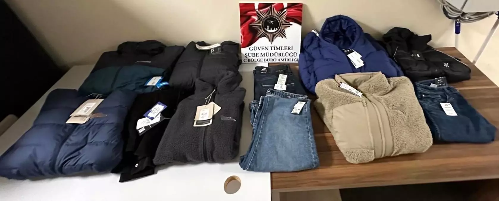 Ataşehir’de Hırsızlık Çetesi Çökerildi