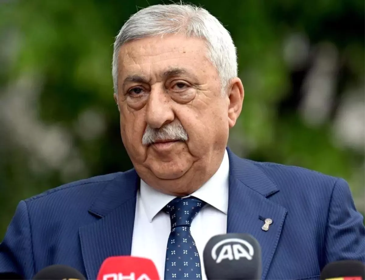 Atatürk Anısına Saygı Duruşu