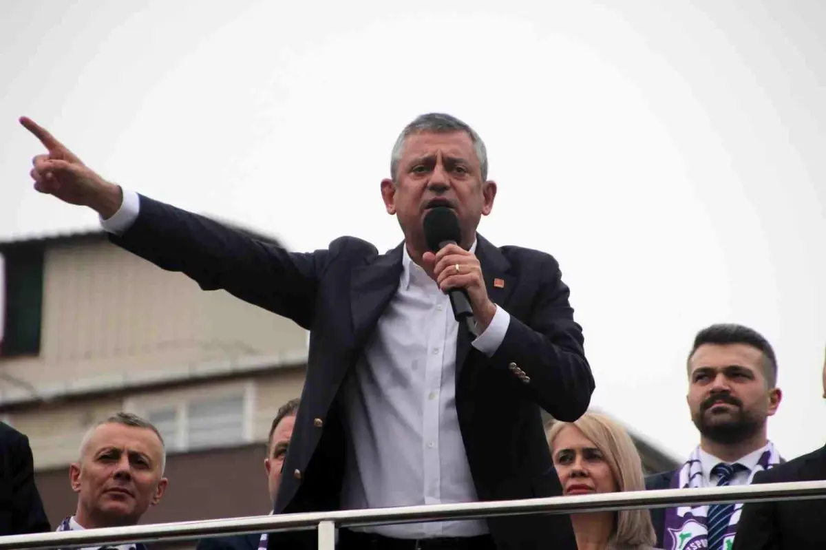 Özgür Özel’den Şok İddia: Ferrero, Türkiye Fındık Piyasasını Manipüle Ediyor!