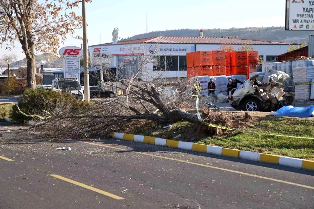Nevşehir’de Feci Kaza: 15 Yaşındaki İki Genç Hayatını Kaybetti