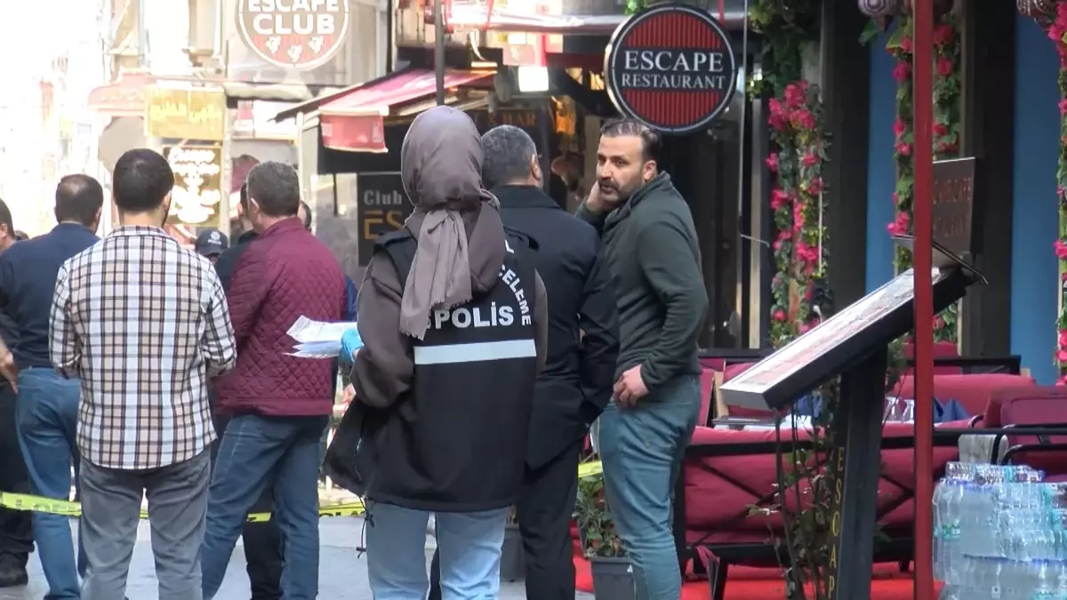 İstiklal Caddesi’nde silahlı saldırı! Sokaktakilere kurşun yağdırdı
