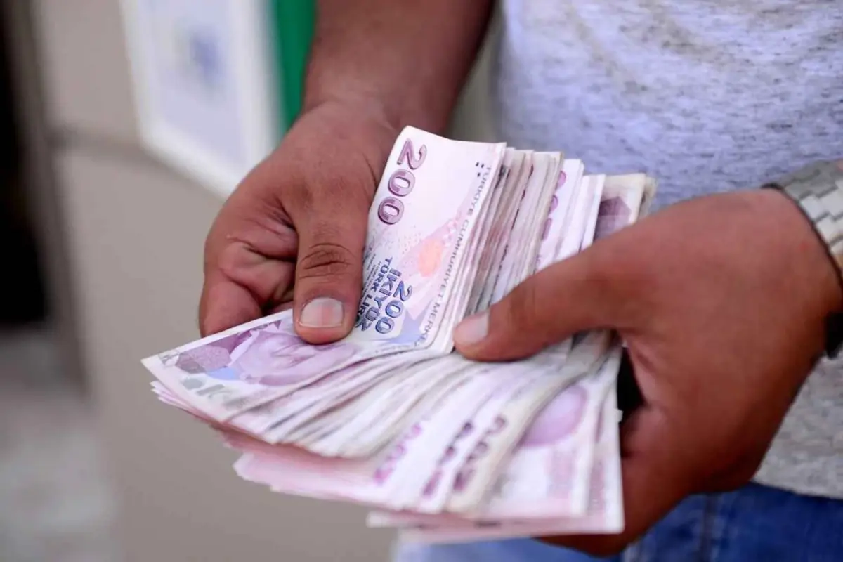 Merkez Bankası’nın tahmini sonrası asgari ücret hesapları değişti! İşte yeni zam oranı