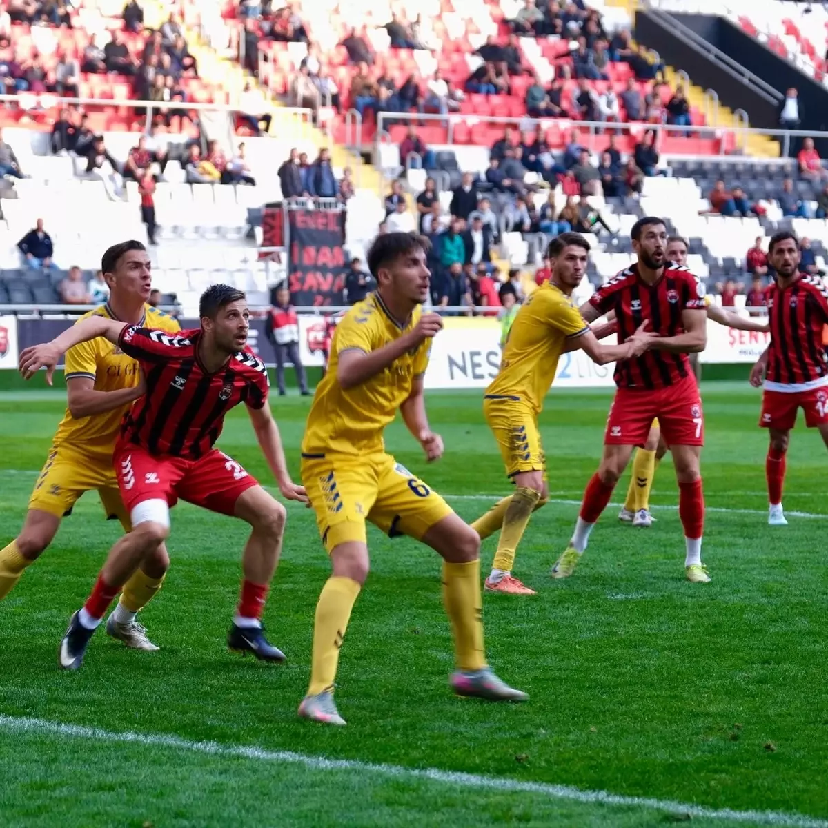 Bucaspor 1928 Galibiyeti Kaçırdı: 2-2 Beraberlikle Son Sırada Kalma Dramı