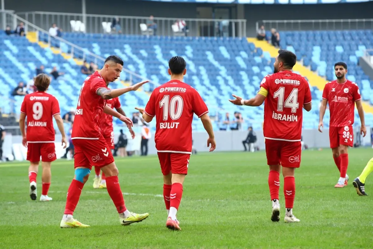 1. Lig’de 7-2’lik Çılgın Galibiyet: Keçiörengücü Adana’yı Ezdı!