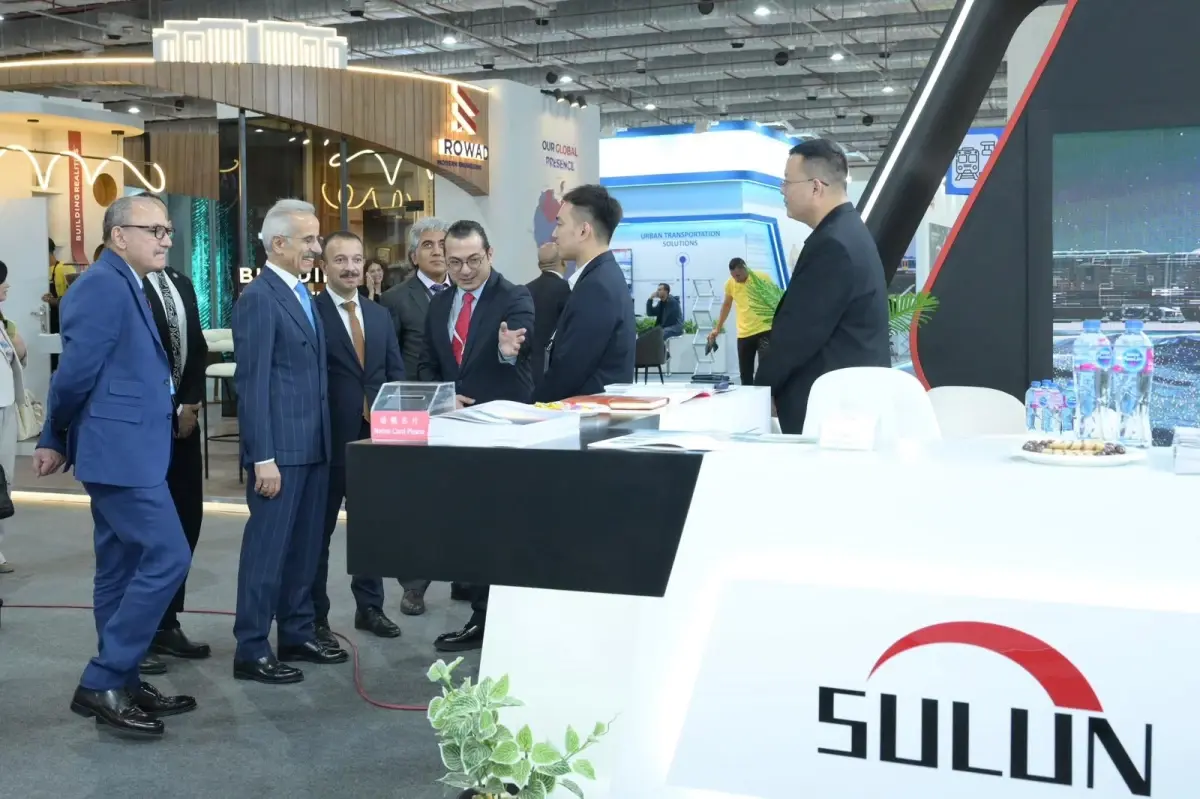 Bakan Uraloğlu Mısır’da Akıllı Ulaşım Fuarında