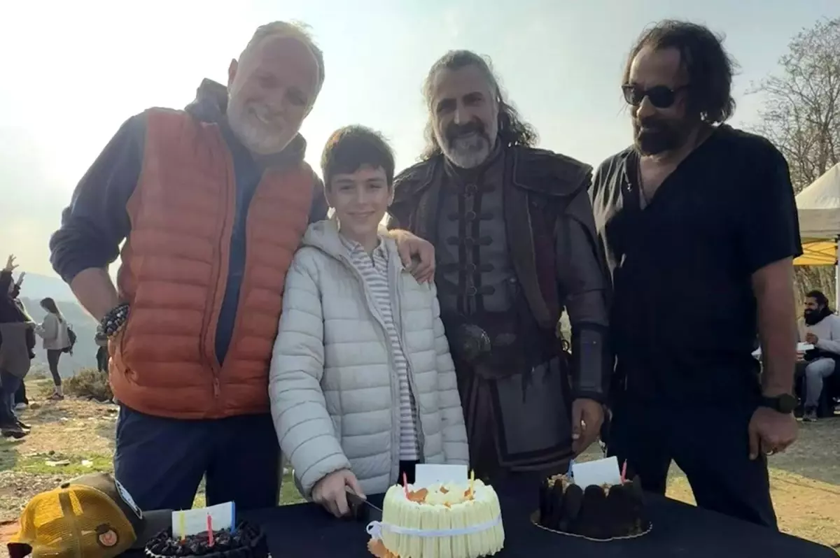 Mustafa Konak’a Sette Doğum Günü Sürprizi