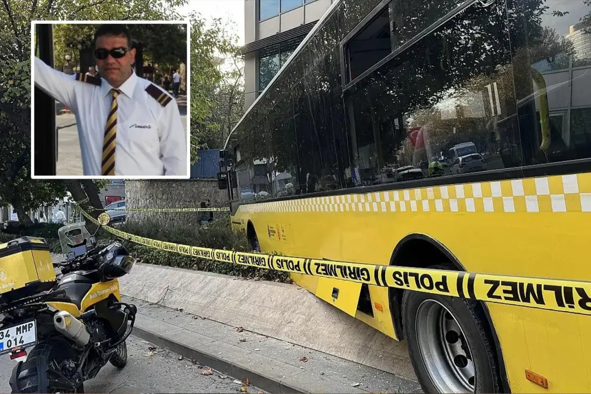 Ölüm Seyir Halindeyken Geldi! İETT Şoförü Kalp Krizi Geçirdi, Otobüs Ağaca Çarparak Durabildi