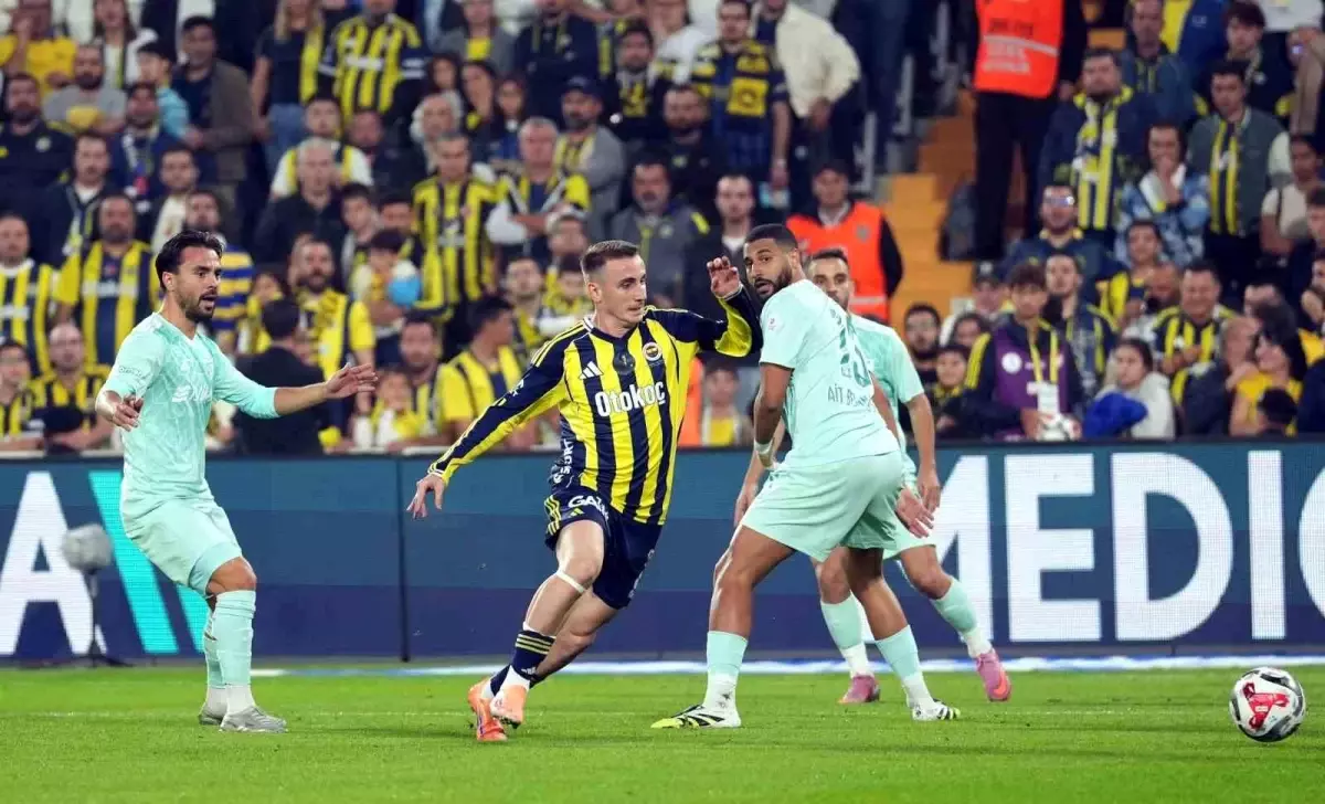 Fenerbahçe-Kayserispor Maçı Golsüz Başladı