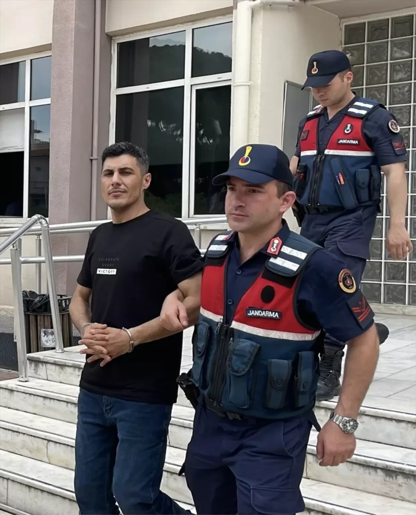 Aydın’da Otomobile Silahlı Saldırı: 4 Zanlı Tutuklandı