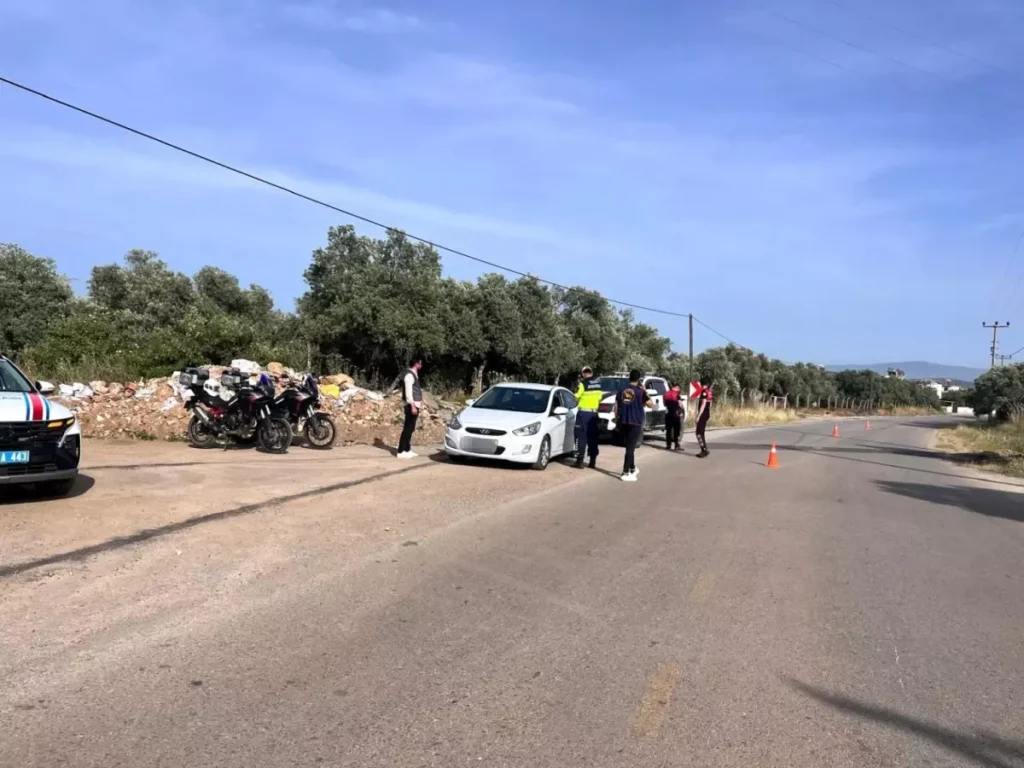 Trafik Denetimlerinde 38 Sürücüye İşlem Yapıldı