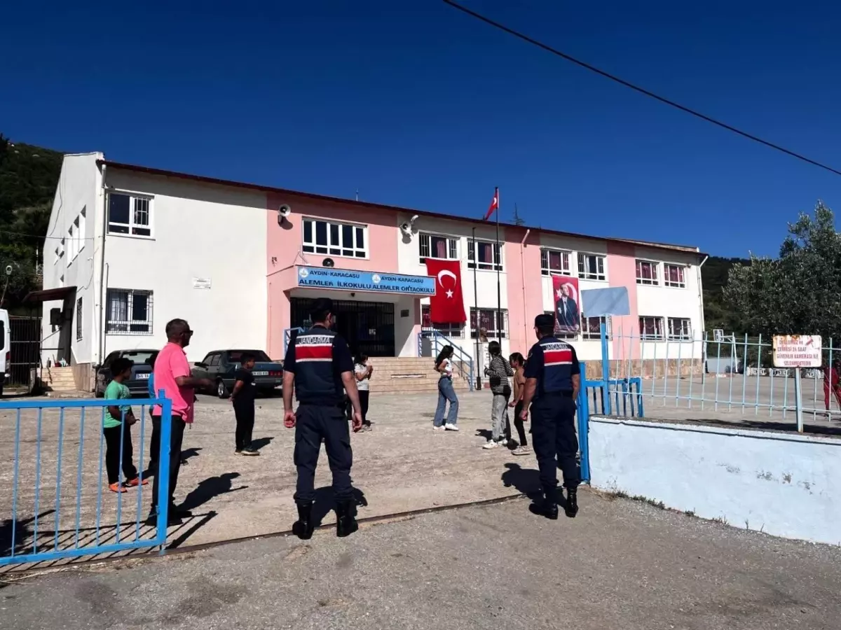 Aydın’da Jandarma ‘Huzur’ Denetimleri: Binlerce Kişi Sorgulandı