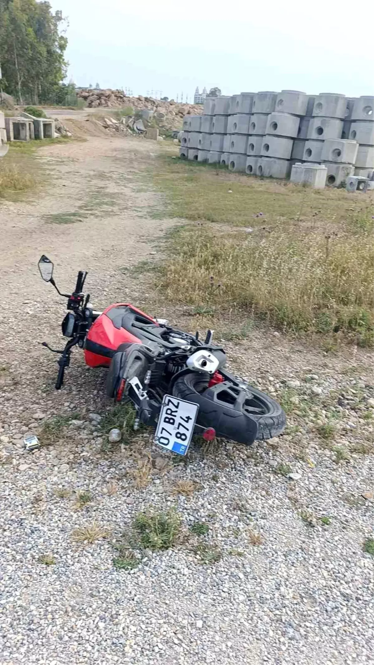 Motosiklet Devrildi: 1 Yaralı