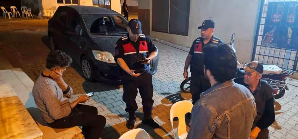 Sıcak Nokta Uygulamasında 2 Aranan Şüpheli Yakalandı