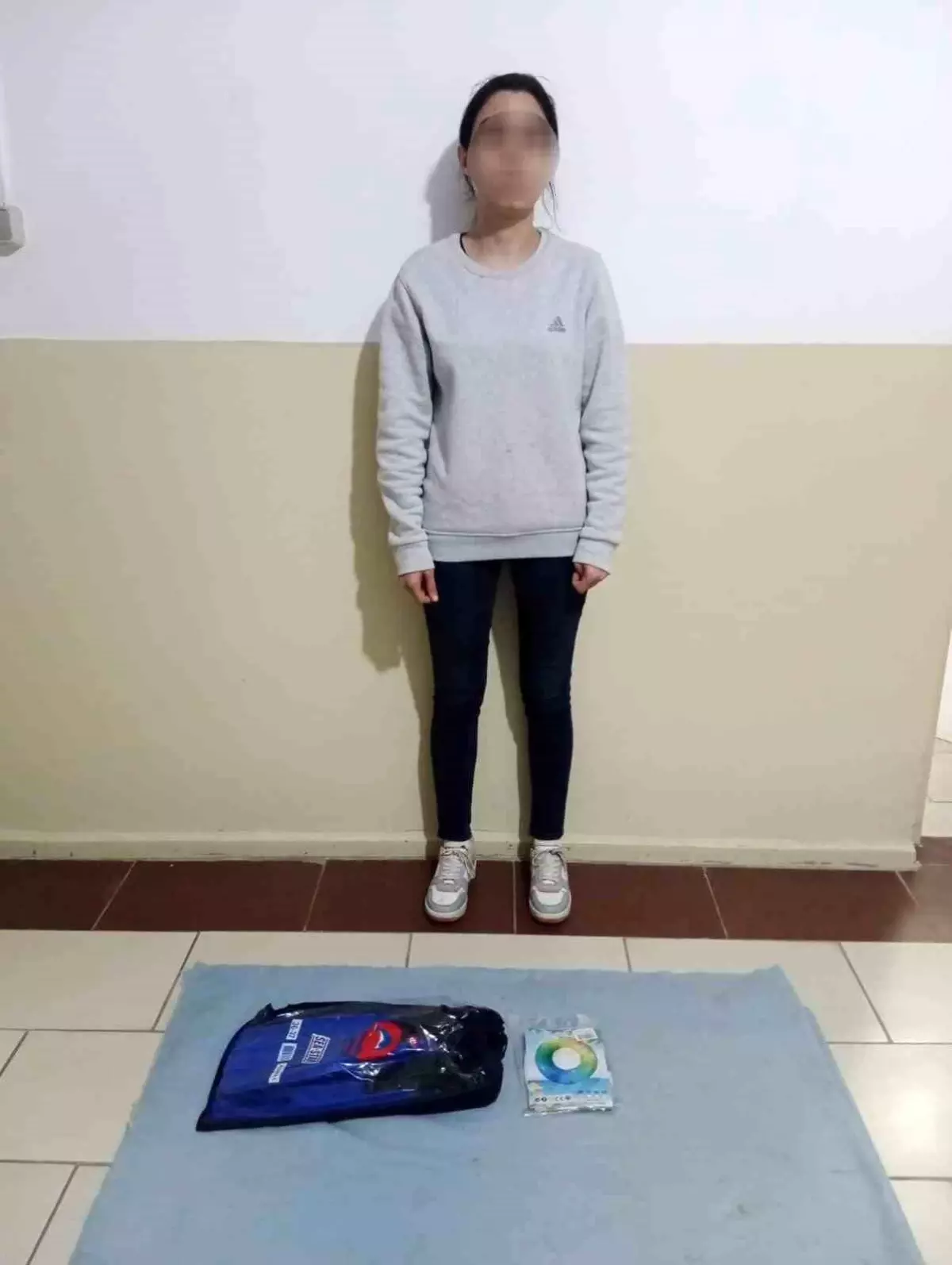 Yunan Adalarına Geçmeye Çalışan Düzensiz Göçmen Yakalandı