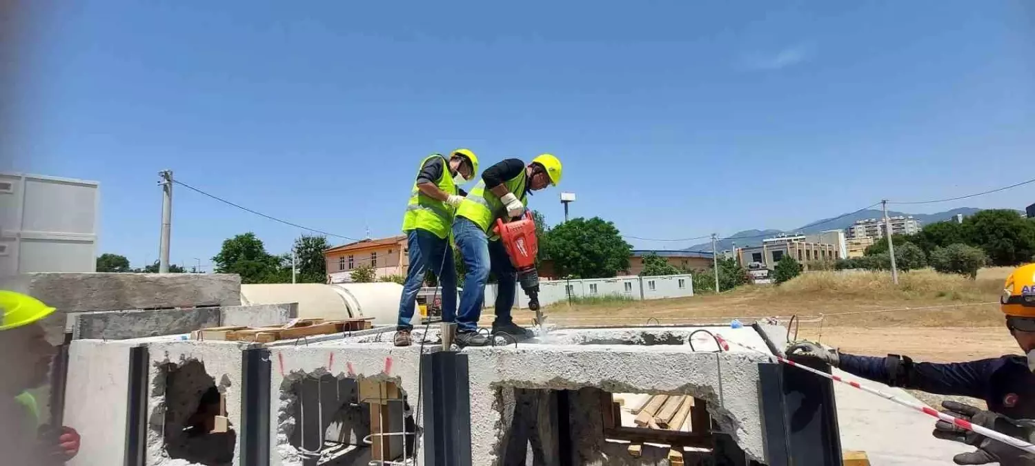 Söke’de Arama Kurtarma Eğitimleri Hız Kesmeden Devam Ediyor