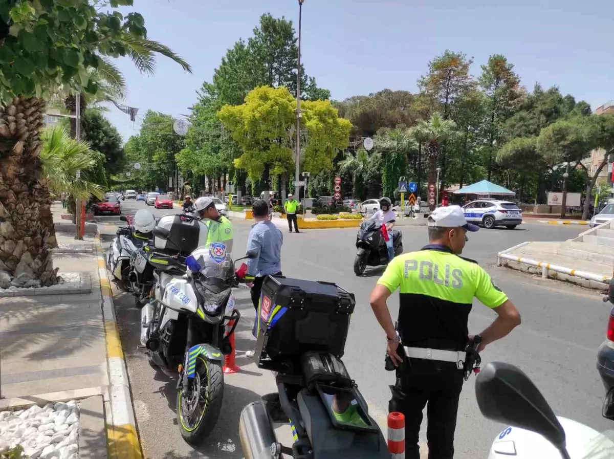 Trafik Denetimleri Sürüyor: Emniyet Kemeri Bilinci Artıyor