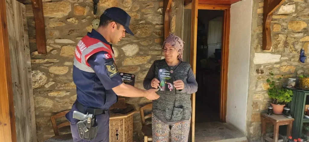 Tüylü Çan Çiçeğini Koparmanın Cezası Ağır Olacak