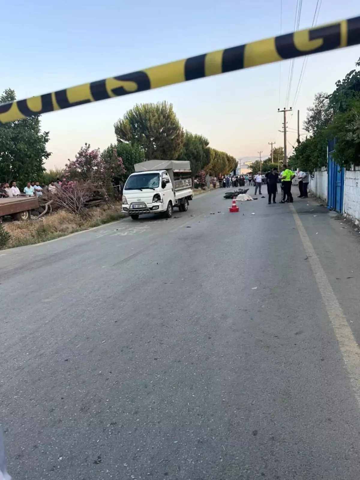 Trafik Kazasında 1 Ölü, 2 Yaralı