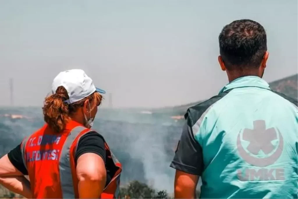 Didim’de Makilik Yangını Kontrol Altına Alındı