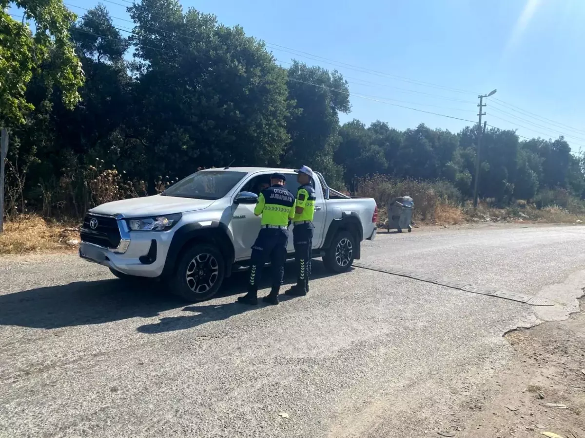 Jandarma Ekiplerinden Şok Trafik Uygulaması