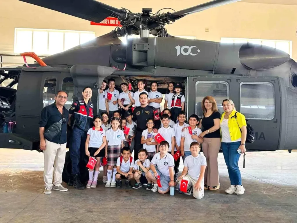 Miniklerin Jandarmaya Özel Ziyareti