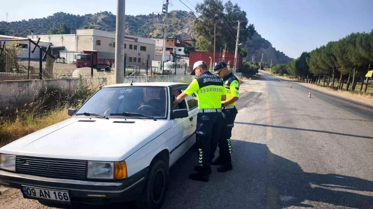 Trafiği Denetleme Çalışmaları Sürüyor