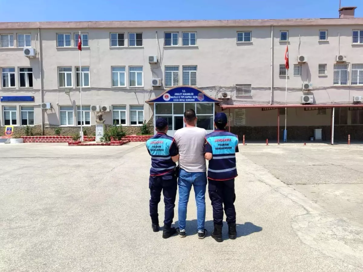 Aranan Şüpheli Nazilli’de Jandarma Ekiplerince Yakalandı