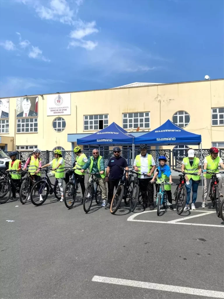 Aydın’da Yeşilay Bisiklet Turu ile Sağlıklı Yaşam Çağrısı
