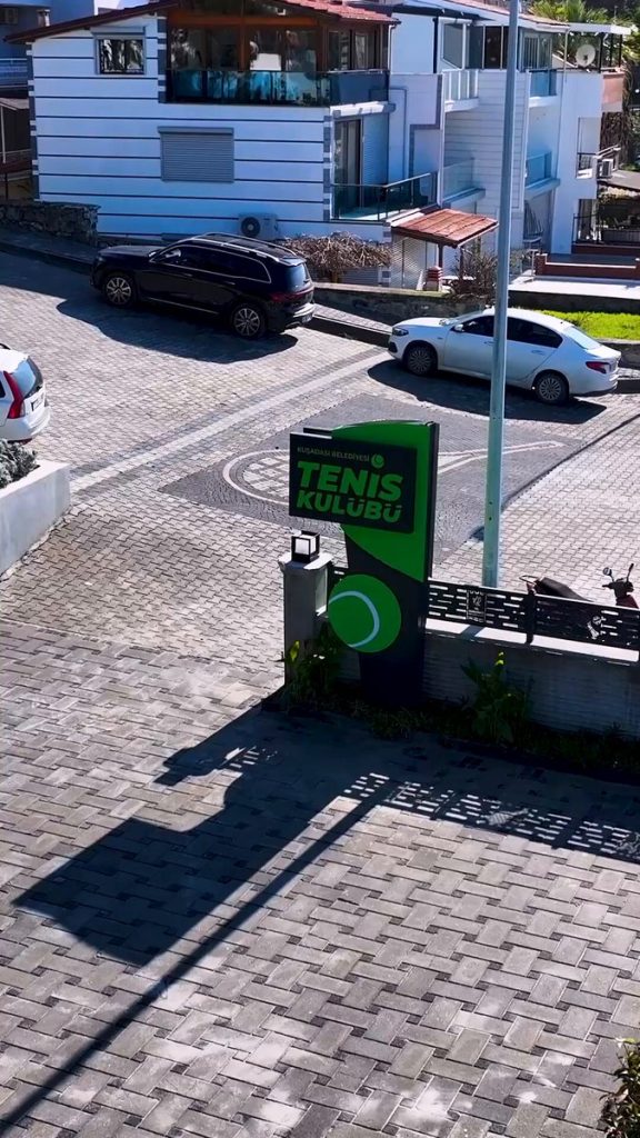 Kuşadası Tenis Kulübü Büyük İlgi Görüyor