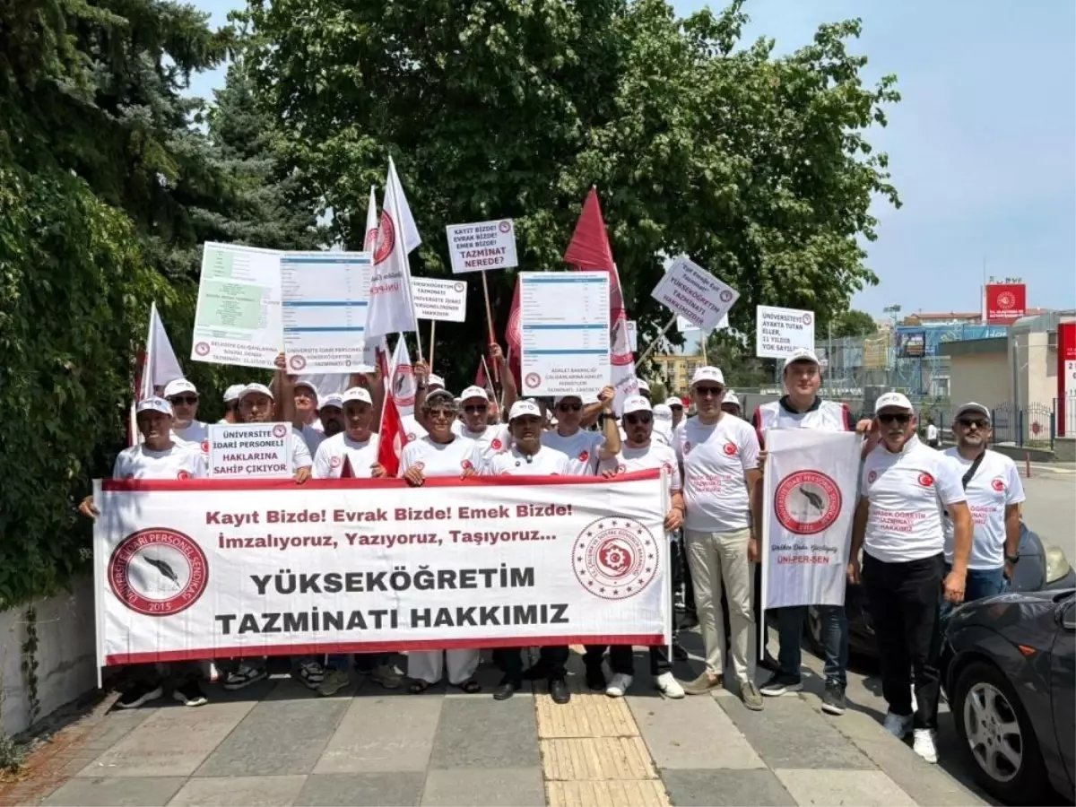 “Üniversite Personeli Adalet Mücadelesini Sürdürüyor”