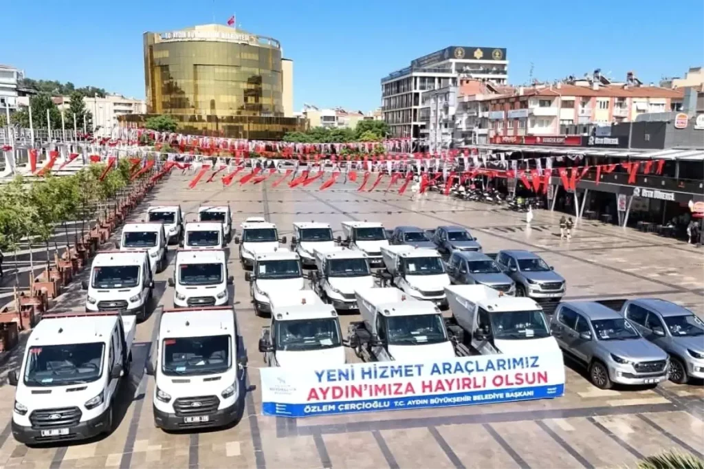 Aydın Büyükşehir’den Bozdoğan’a Yeni Hizmet Aracı