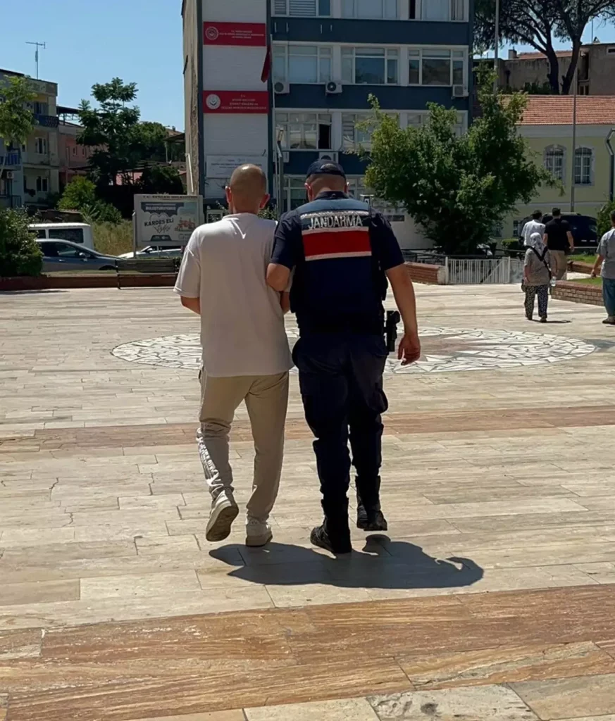 Aydın’da Genç, Babasını Tüfekle Yaraladı