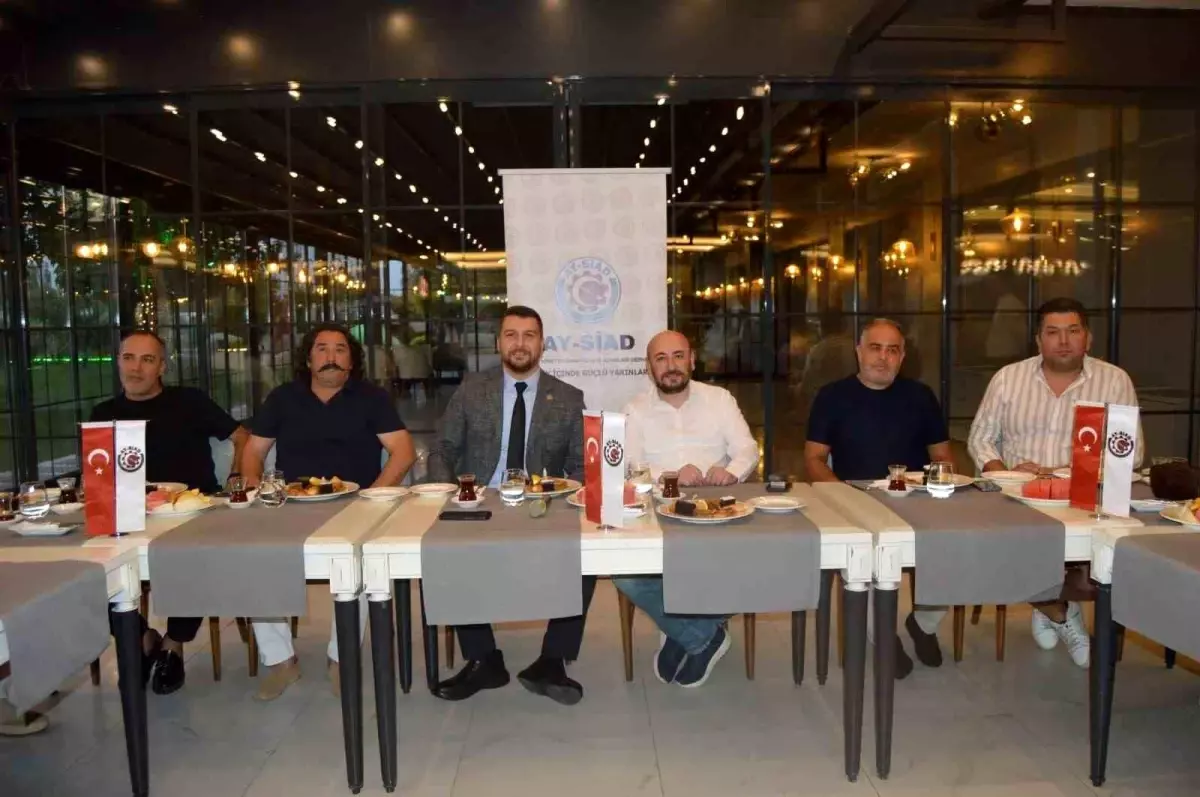 AYSİAD Üyeleri İstişarede Bulundu