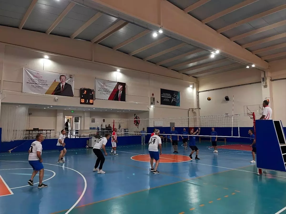 Buharkent’e Gençlik Akını: Taze İncir Festivali Voleybol Turnuvası