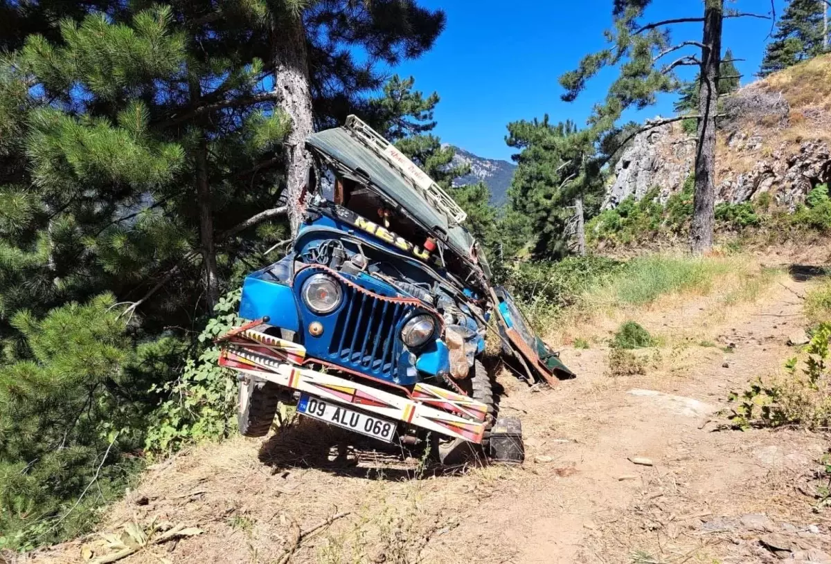 Şarampole Uçan Cipte 3 Kişi Yaralandı