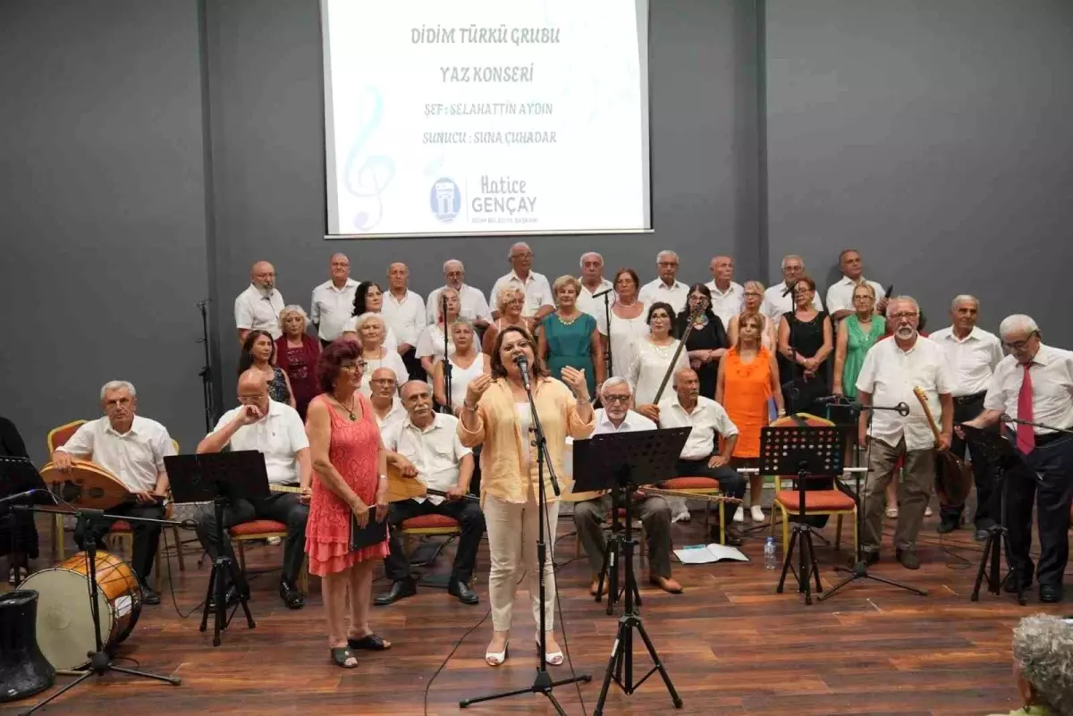Didim Yaz Akşamlarını Türkülerle Renklendiriyor