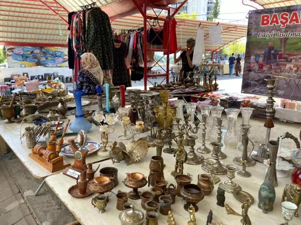 Eskiden Bugüne: Efekent Bit Pazarı