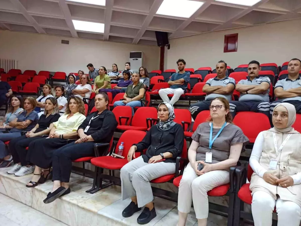 Aydın Devlet Hastanesi’nde ‘En İyi Narkotik Polisi Anne’ Projesi